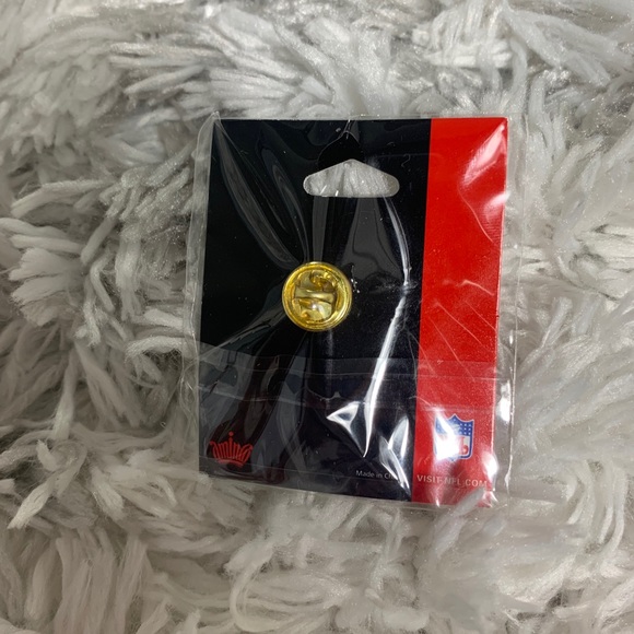 Kansas City Chiefs Football Lapel Pin - Picture 3 of 3